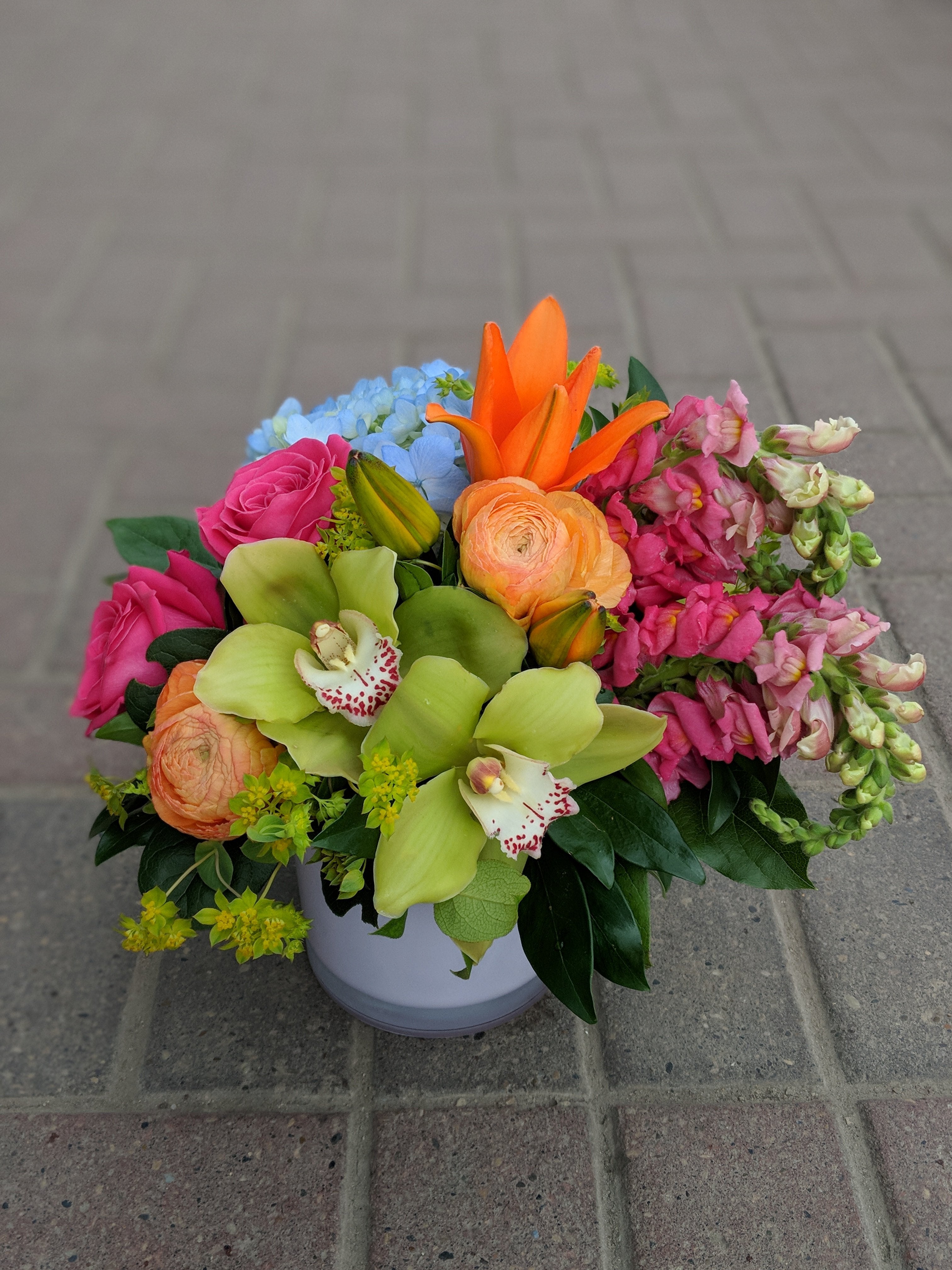 Order Fresh Flowers for Pickup & Delivery