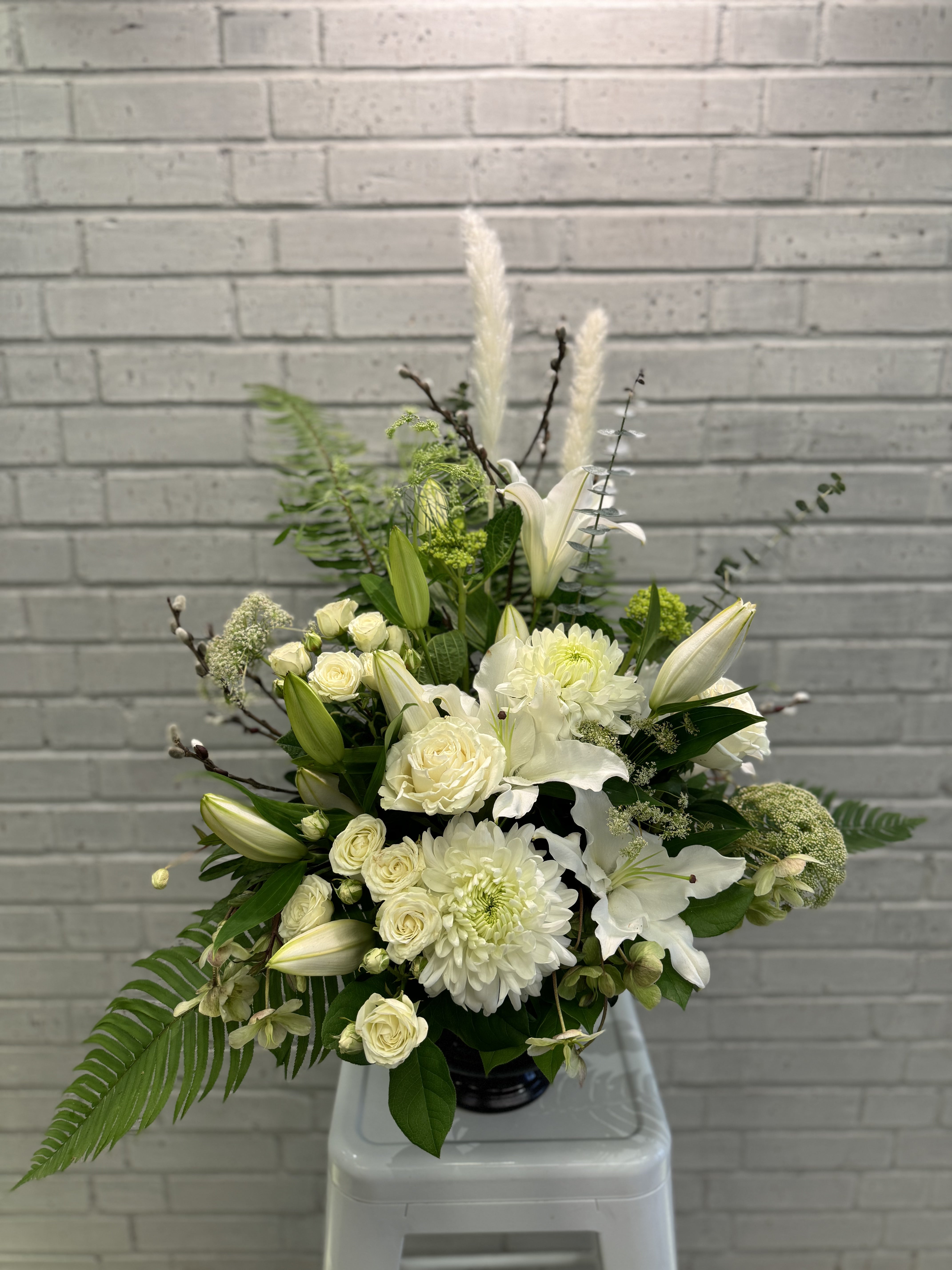 Laurel's Signature Sympathy Statement Piece