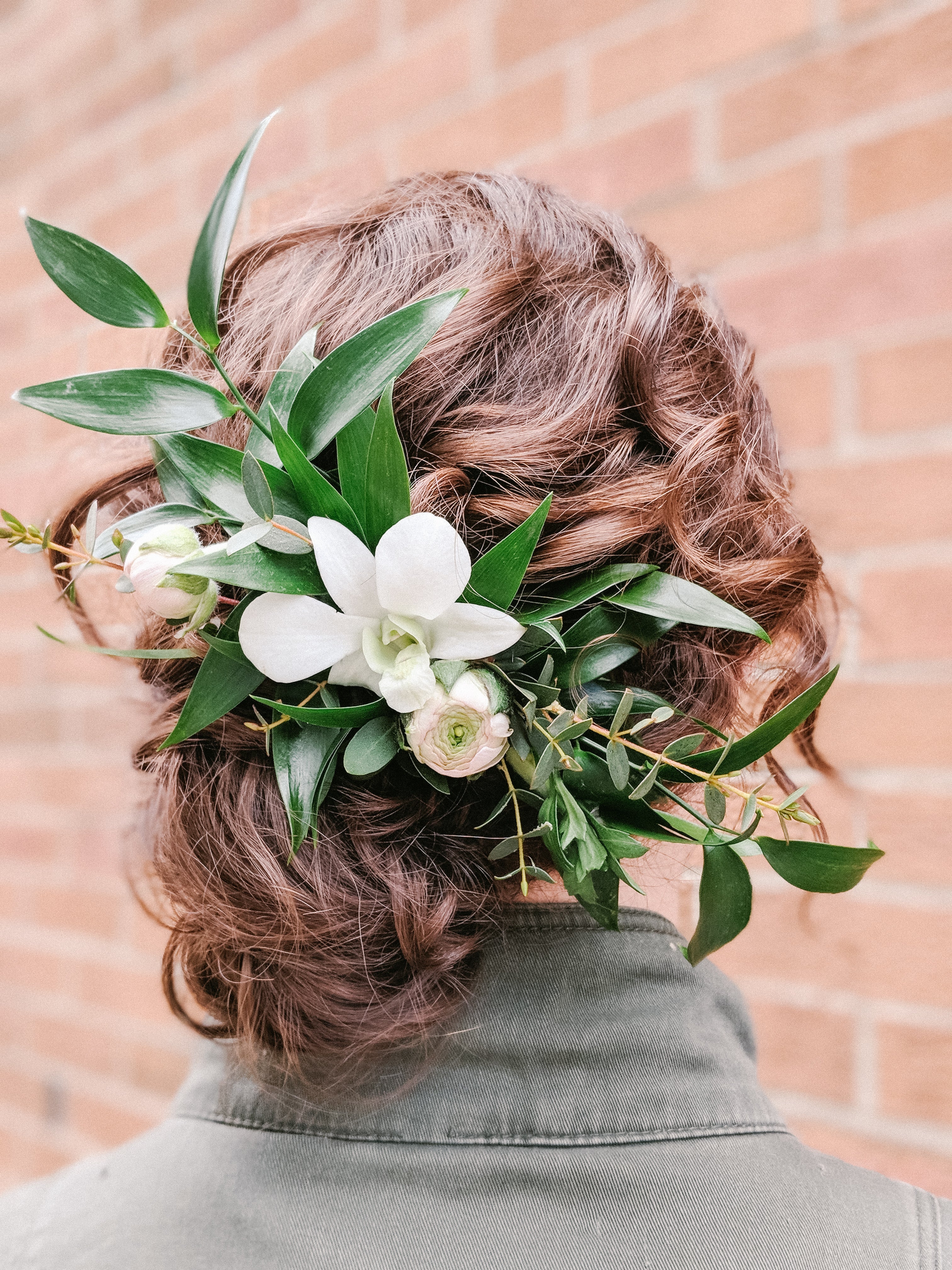 Laurel's Signature Floral Comb