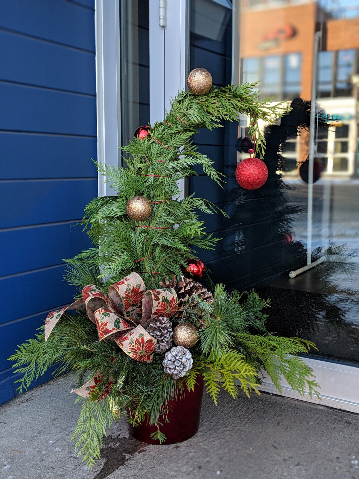 Seasonal Outdoor Planter